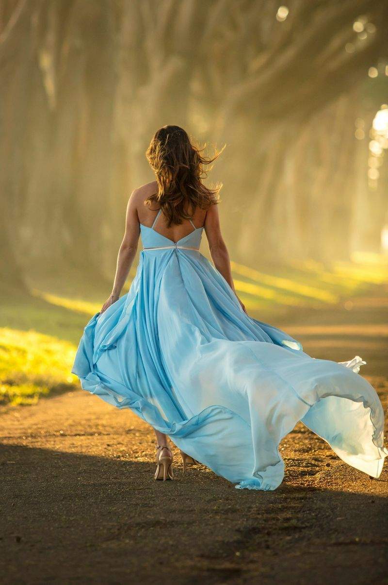 エレガンスドレス株式会社 - Image 4